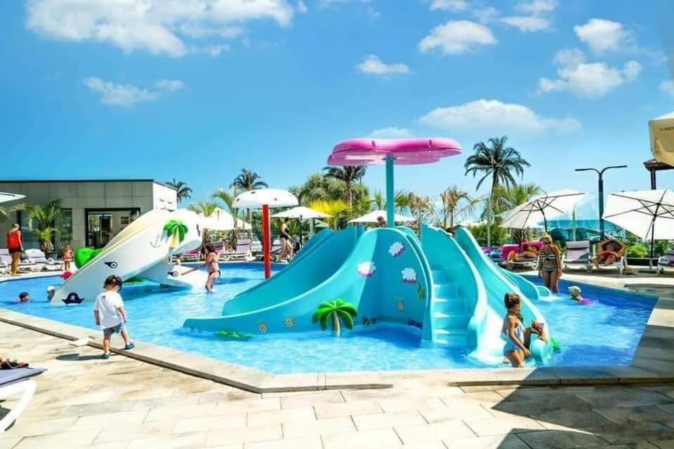 Alesea Ap-Alezzi Beach Resort 那沃达利 外观 照片